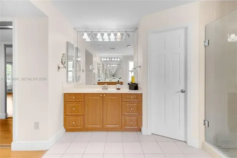 5253 NW 94th Doral Place Doral FL 33178