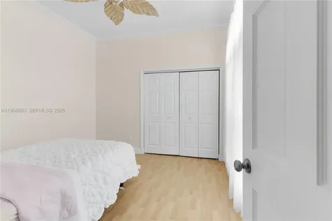 5253 NW 94th Doral Place Doral FL 33178