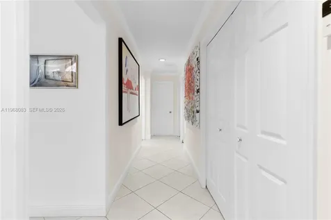 5253 NW 94th Doral Place Doral FL 33178