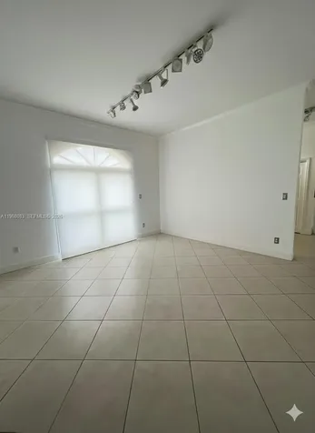 5253 NW 94th Doral Place Doral FL 33178