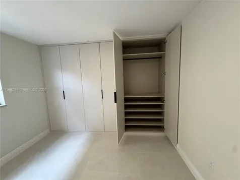 1900 W 54th Street Hialeah FL 33012