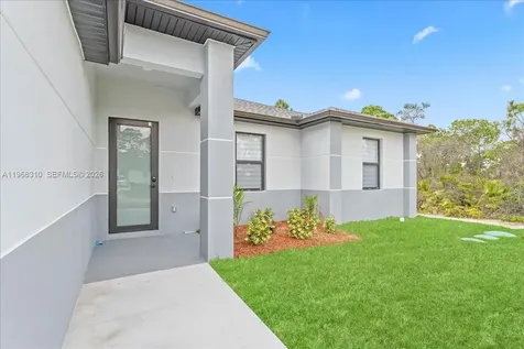 724 Drury Avenue Lehigh Acres FL 33974