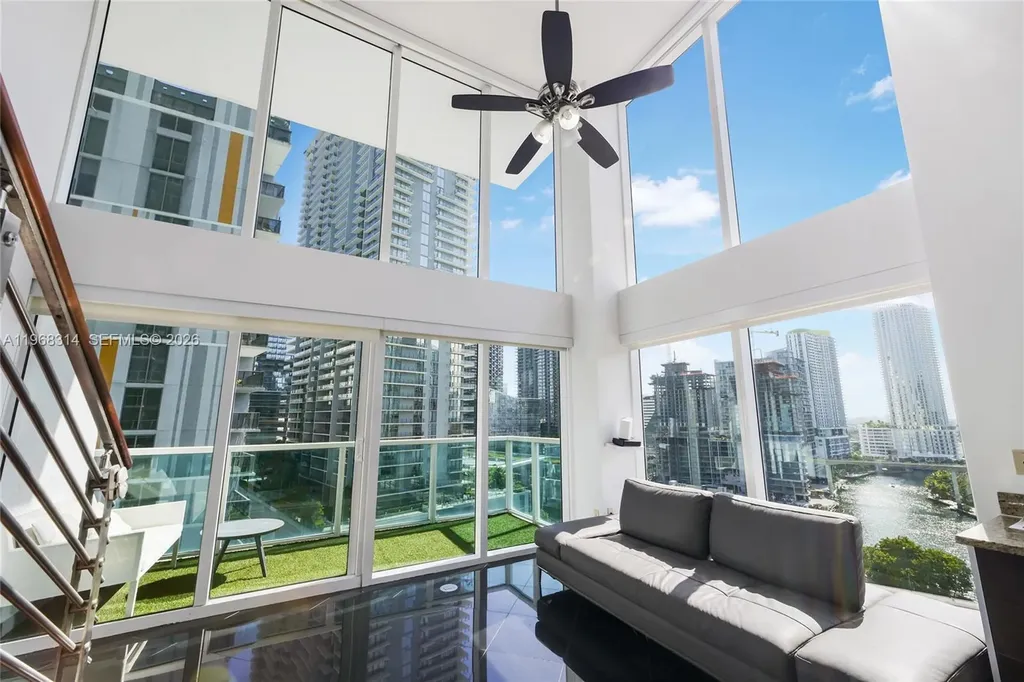 41 SE 5th Street Miami FL 33131