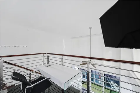 41 SE 5th Street Miami FL 33131