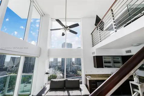 41 SE 5th Street Miami FL 33131