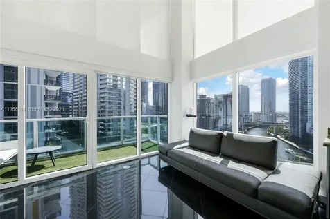 41 SE 5th Street Miami FL 33131