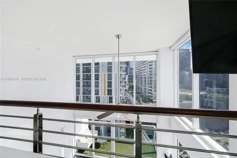 41 SE 5th Street Miami FL 33131