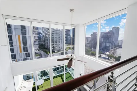 41 SE 5th Street Miami FL 33131