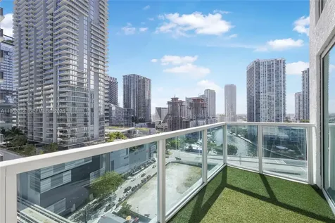 41 SE 5th Street Miami FL 33131