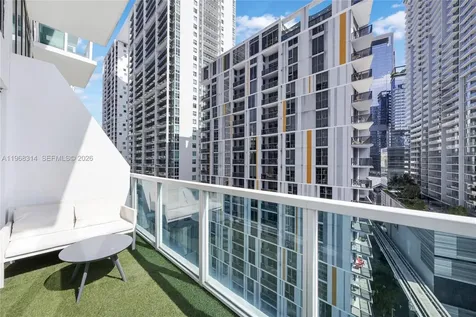 41 SE 5th Street Miami FL 33131