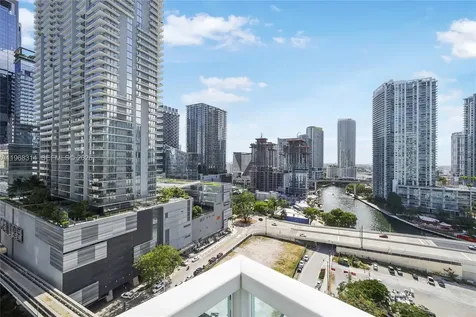 41 SE 5th Street Miami FL 33131
