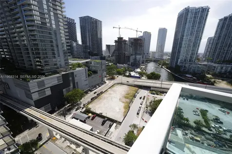 41 SE 5th Street Miami FL 33131