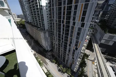 41 SE 5th Street Miami FL 33131
