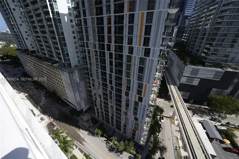 41 SE 5th Street Miami FL 33131