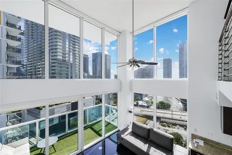 41 SE 5th Street Miami FL 33131