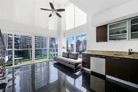 41 SE 5th Street Miami FL 33131