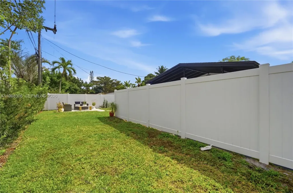 7491 Raleigh Street Hollywood FL 33024
