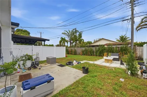 7491 Raleigh Street Hollywood FL 33024