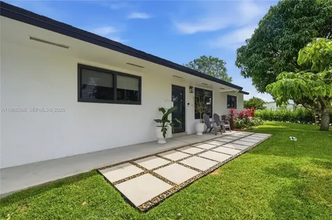 7491 Raleigh Street Hollywood FL 33024