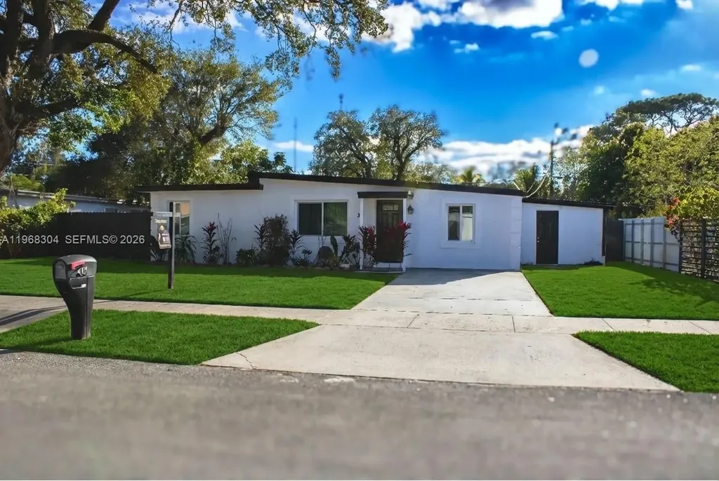 36 Miami Gardens Road West Park FL 33023