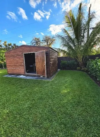 36 Miami Gardens Road West Park FL 33023
