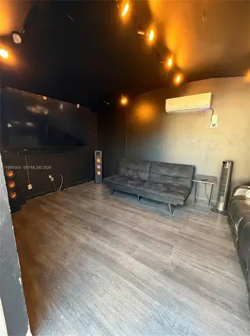 36 Miami Gardens Road West Park FL 33023