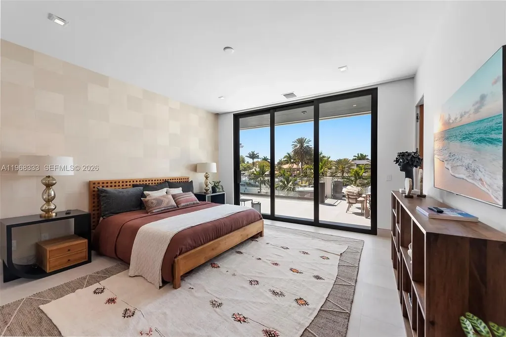 22 Isla Bahia Drive Fort Lauderdale FL 33316