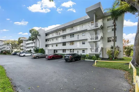 112 Royal Park Drive Oakland Park FL 33309