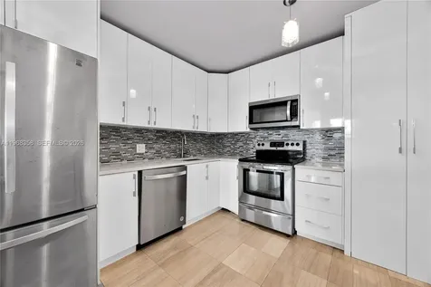 900 Bay Drive Miami Beach FL 33141
