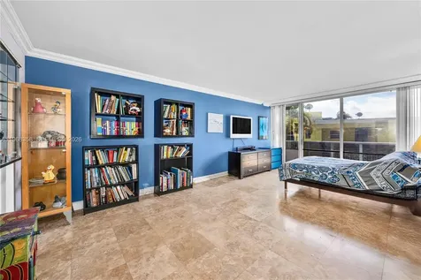 900 Bay Drive Miami Beach FL 33141