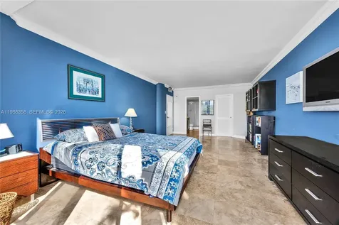 900 Bay Drive Miami Beach FL 33141