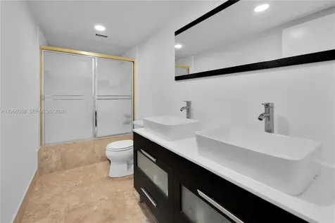 900 Bay Drive Miami Beach FL 33141