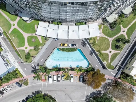 900 Bay Drive Miami Beach FL 33141