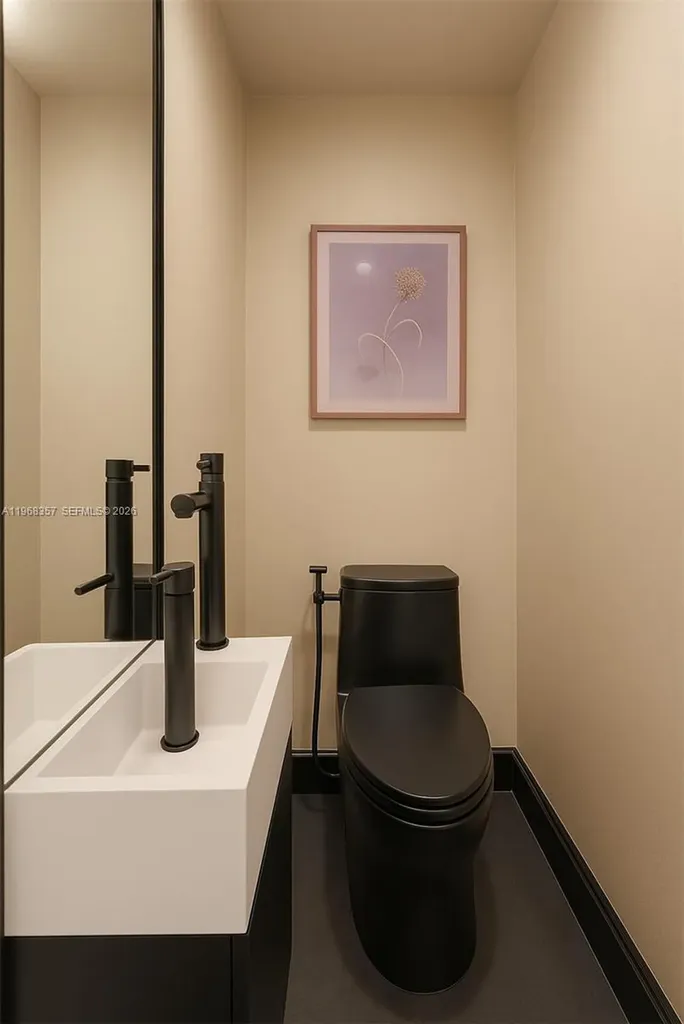 726 NE 17th Way Fort Lauderdale FL 33304