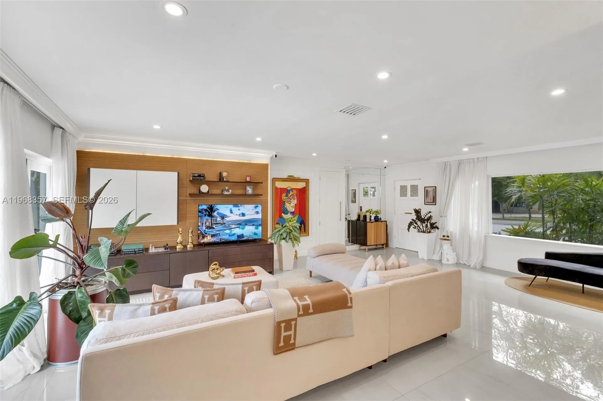 726 NE 17th Way Fort Lauderdale FL 33304