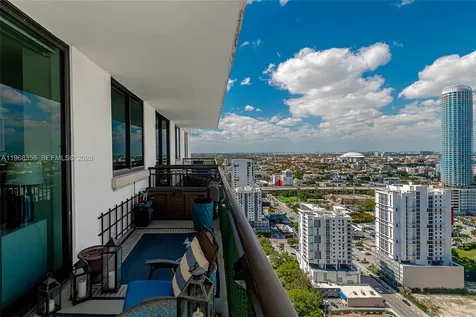 999 SW 1st Avenue Miami FL 33130