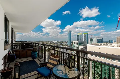 999 SW 1st Avenue Miami FL 33130