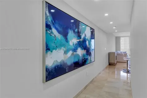 1830 S Ocean Drive (the Best) Hallandale Beach FL 33009