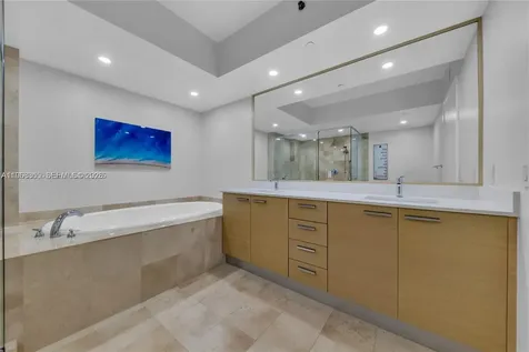 1830 S Ocean Drive (the Best) Hallandale Beach FL 33009