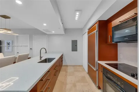 1830 S Ocean Drive (the Best) Hallandale Beach FL 33009