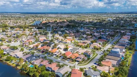 1391 SW 181st Avenue Pembroke Pines FL 33029