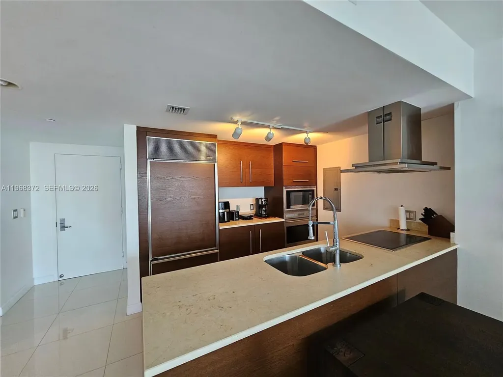 495 Brickell Avenue Miami FL 33131