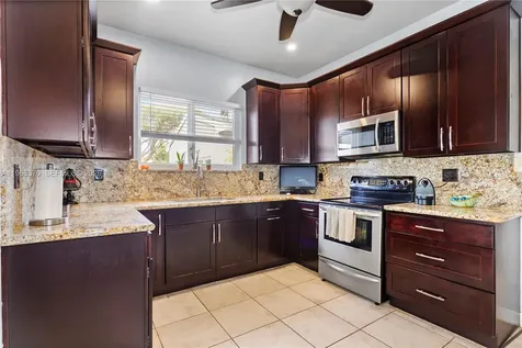 25900 SW 182nd Avenue Homestead FL 33031