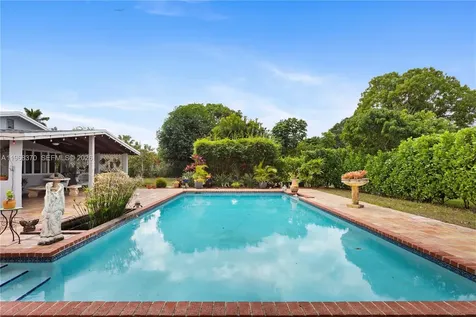 25900 SW 182nd Avenue Homestead FL 33031