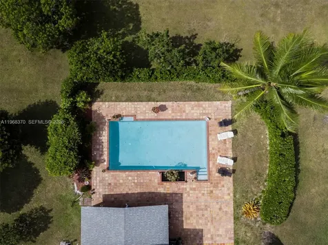 25900 SW 182nd Avenue Homestead FL 33031