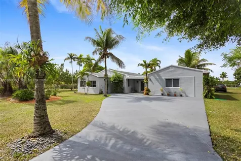 25900 SW 182nd Avenue Homestead FL 33031