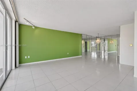 2801 NE 183rd Street Aventura FL 33160