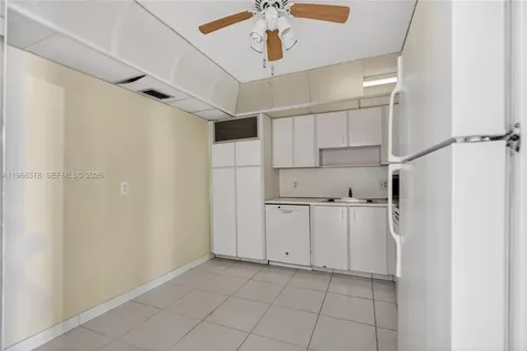 2801 NE 183rd Street Aventura FL 33160