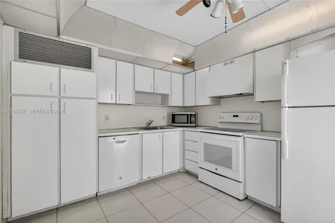 2801 NE 183rd Street Aventura FL 33160
