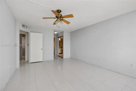 2801 NE 183rd Street Aventura FL 33160
